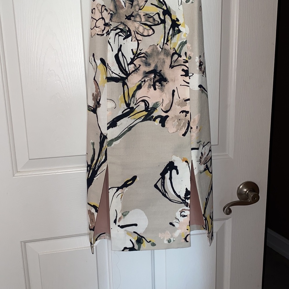 Dress - Picture 3 of 8